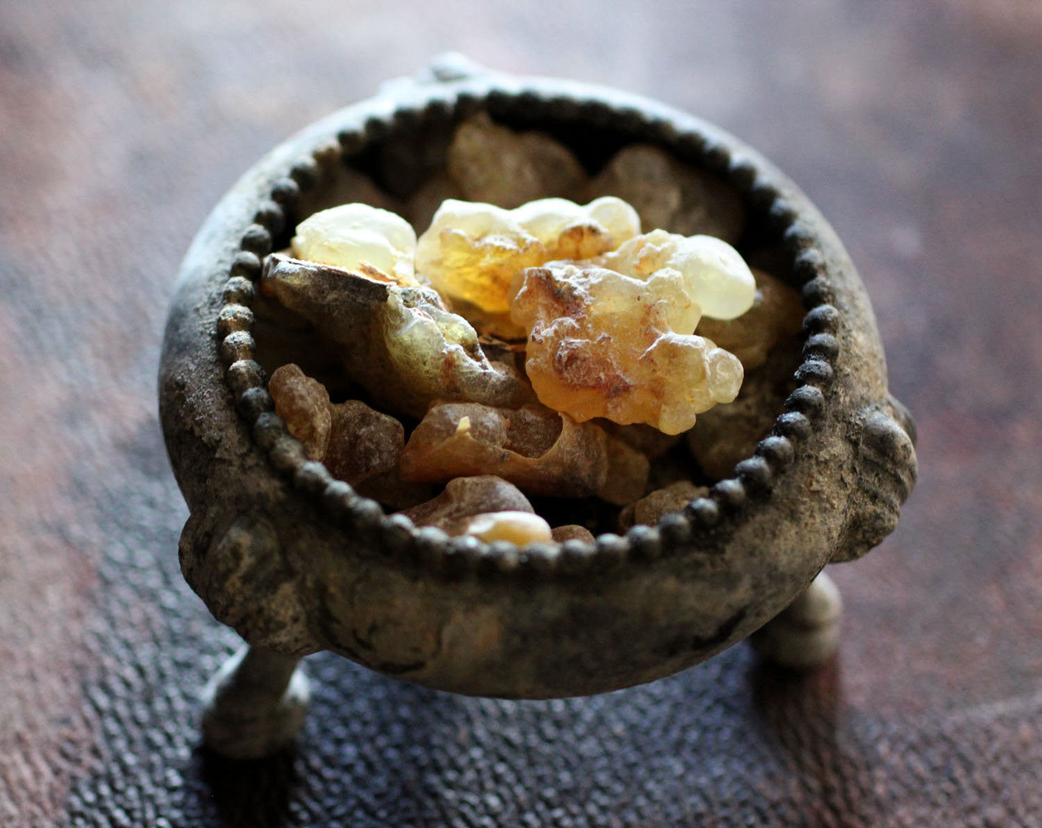 Mystic Solid Perfume in Round Jar
