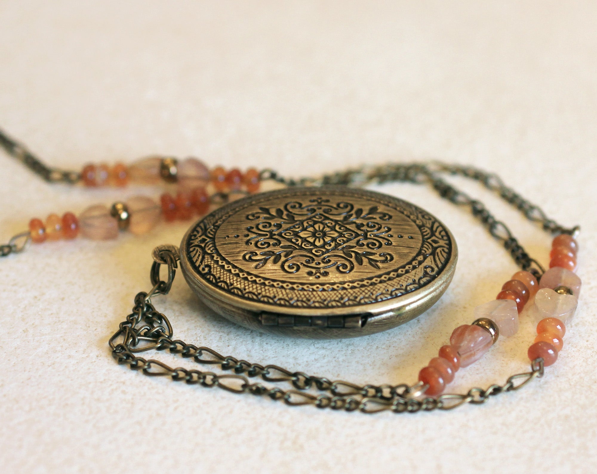 Locket Necklace with Solid Perfume. Diamond Pattern. Unique Chain with Carnelian