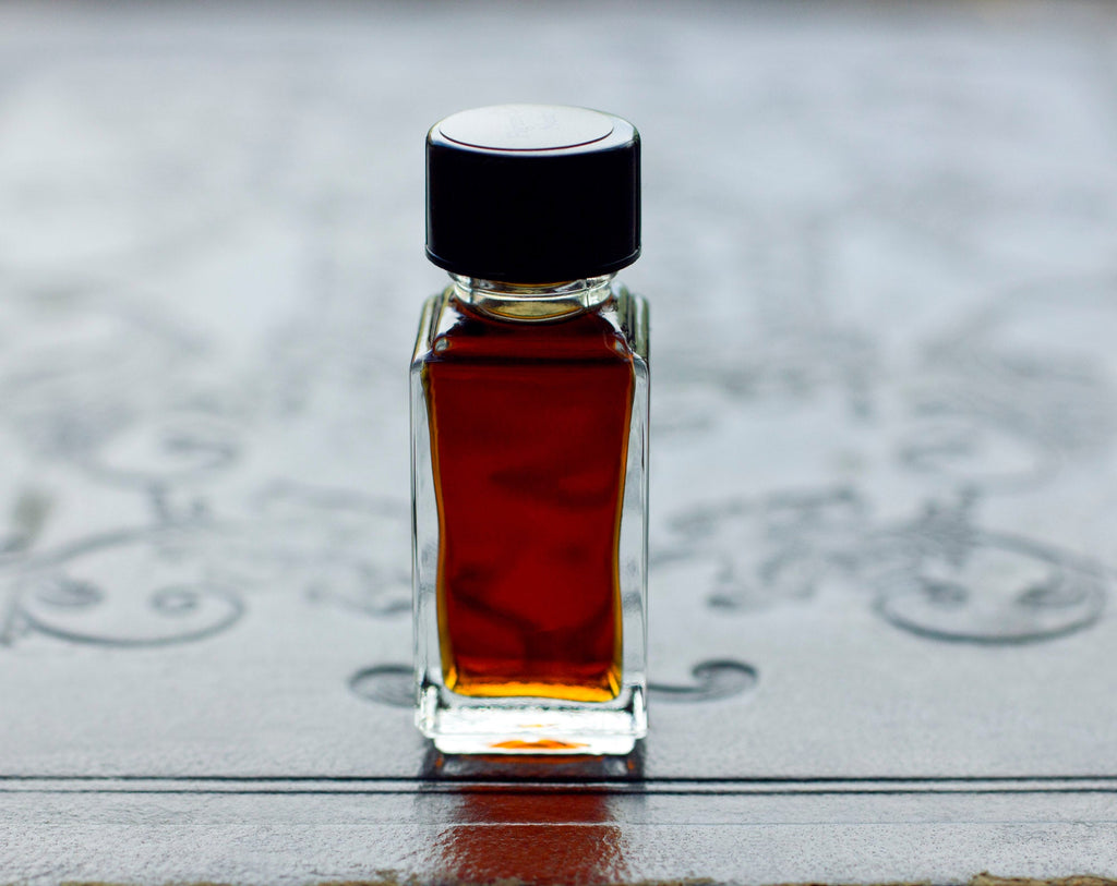 Chiaroscuro Natural Botanical Perfume 4.5 grams/mls